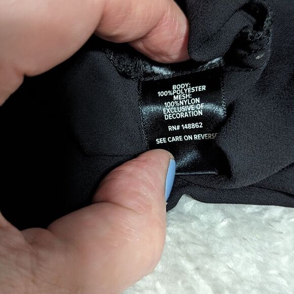 NWT Torrid Mock Neck Beaded Front Women's Tunic Tank - Picture 12 of 16